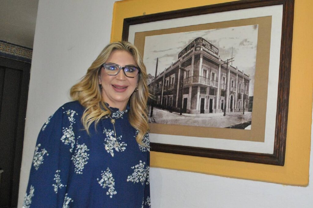 Rosalba Benard presume el potencial turístico de la ciudad.