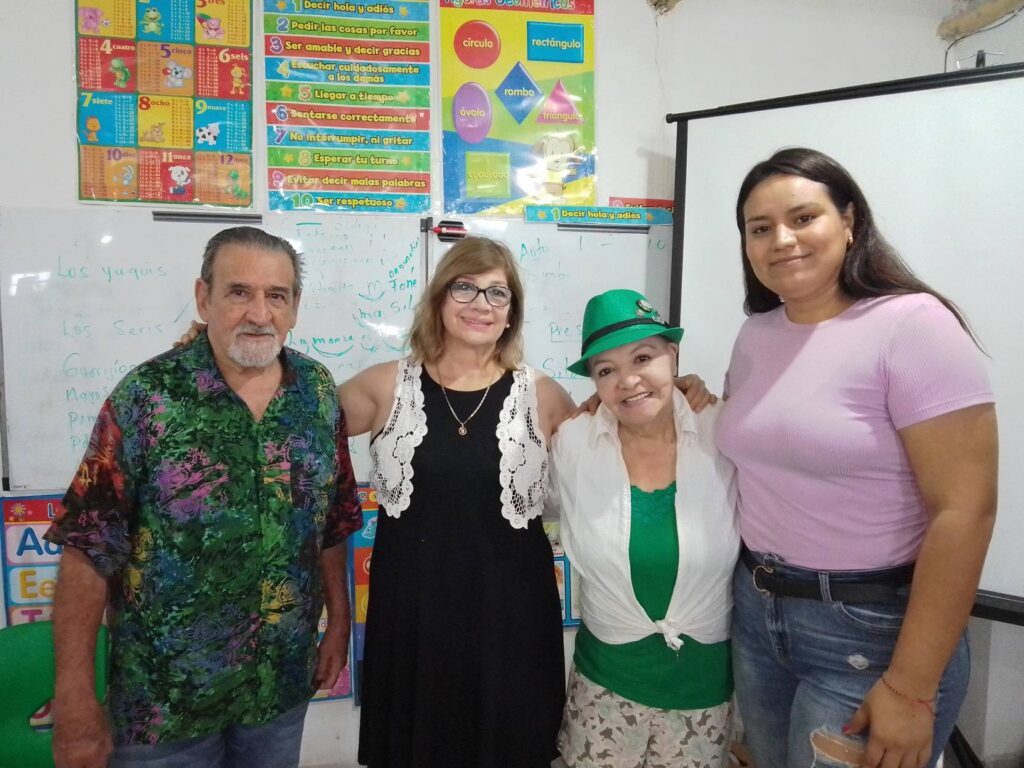 Araceli Durazo, Lilia Esmeralda, Meyi Cuellar, y Gerardo Cabello.