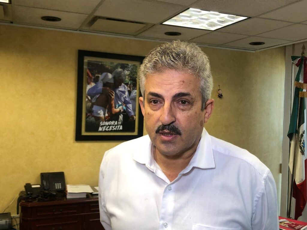 Jorge Taddei… Obligado a hablar bondades de AMLO, pero se aleja de la realidad.