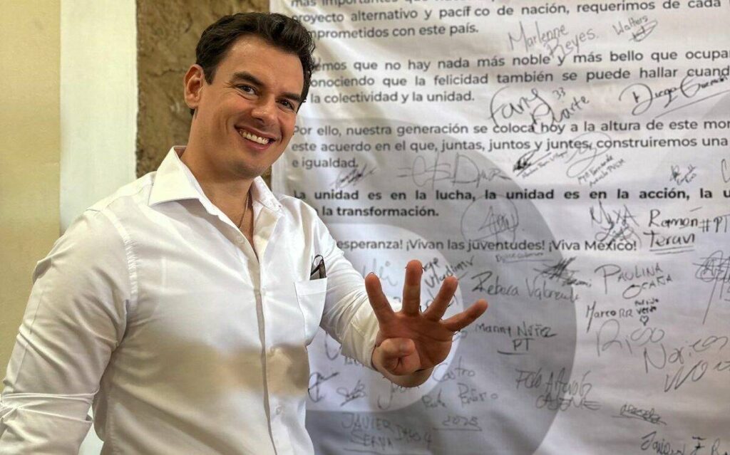 El ex dirigente de Morena anuncio que continuara con las labores de coordinación de la campaña de la Doctora Claudia Sheinbaum