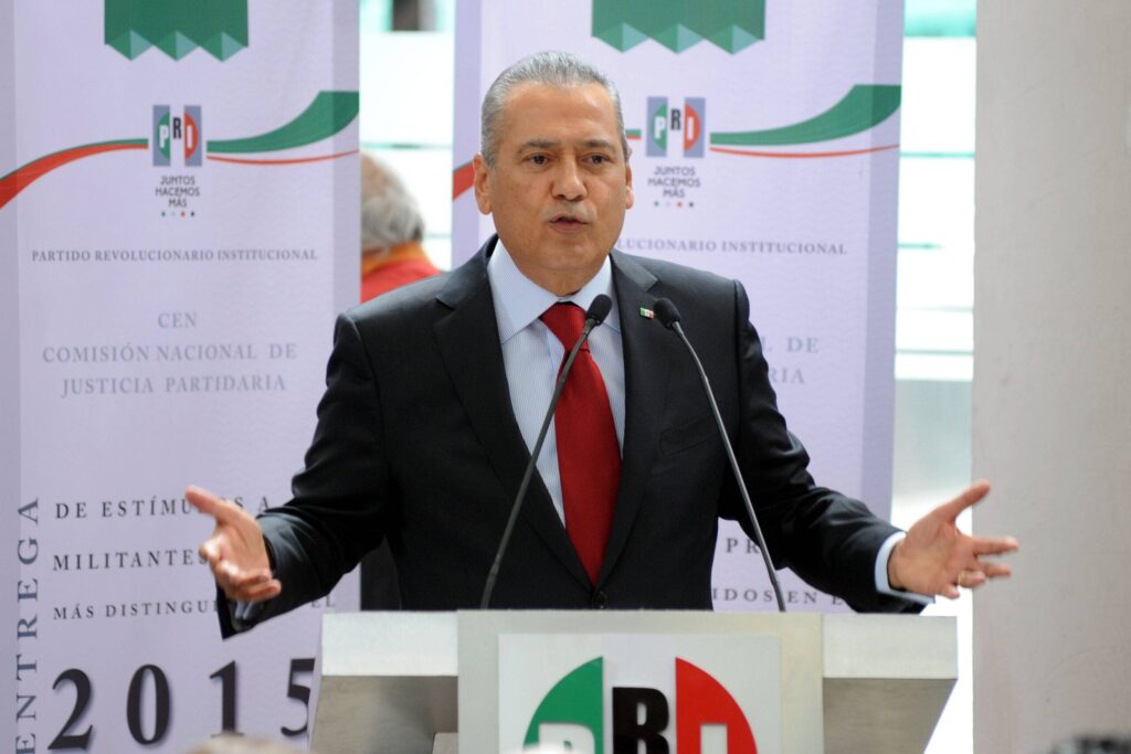 Dice AMLO que ha cumplido; sólo le falta no robar, no mentir y no traicionar // Xóchitl Gálvez está de regreso; ha retomado la esperanza para vencer a la 4-T