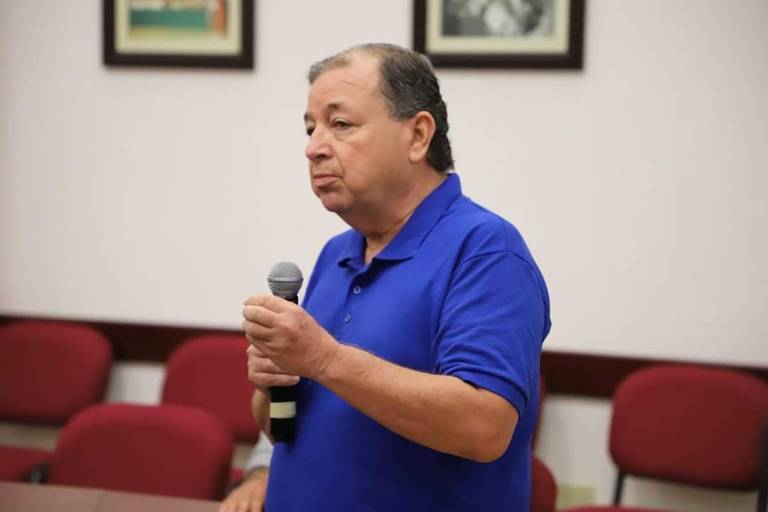 Cuauhtémoc González Valdez, secretario general del Staus, dijo que se propone un incremento del 10 por ciento al salario y 5 por ciento en prestaciones.