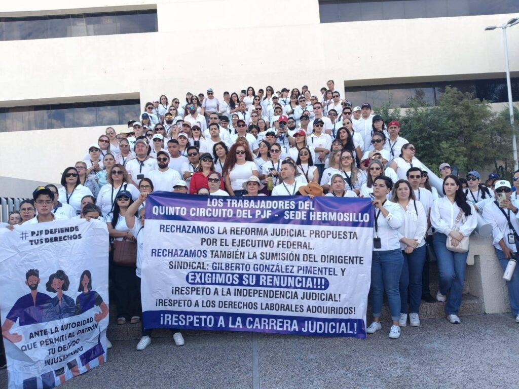 Manifestación de trabajadores del Poder Judicial Federal en Hermosillo.