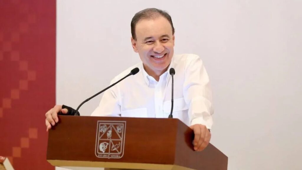 Gobernador Alfonso Durazo… En contra de las peleas de gallos.