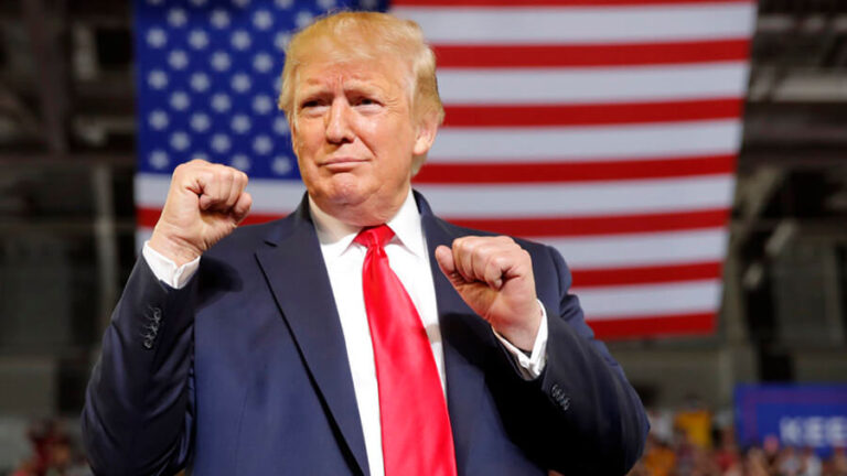 Donald Trump… Tiene piedras para lanzarlas contra el gobierno de México.