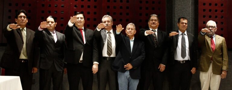 En el salón presidentes de la CMIC-Delegación Sonora, el viernes 14 de marzo del 2025, se llevó a cabo la toma de protesta protocolaria del Consejo Directivo del Colegio de Maestros en Valuación Inmobiliaria, Industrial y de Negocios (COMAAVIN) para el período 2025-2026.